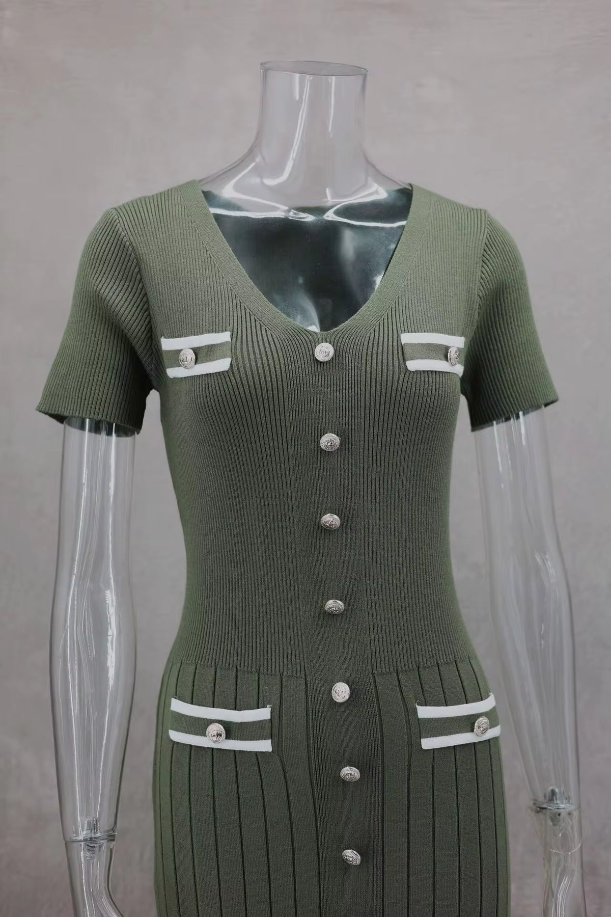 Naiva Dress