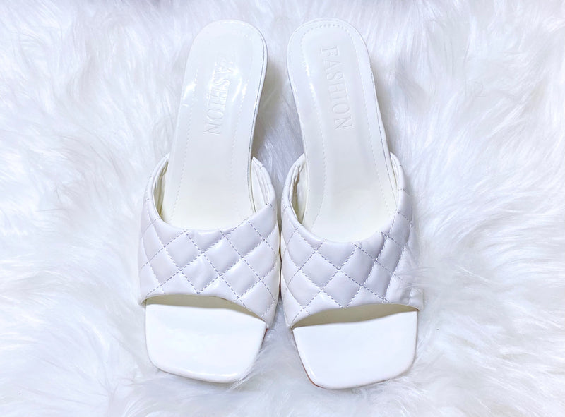 Celina Pumps